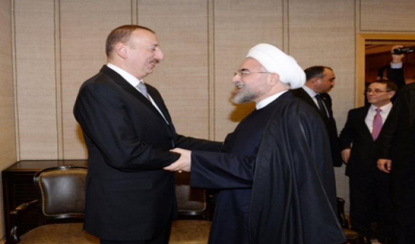 İlham Əliyev İran prezidenti ilə görüşüb