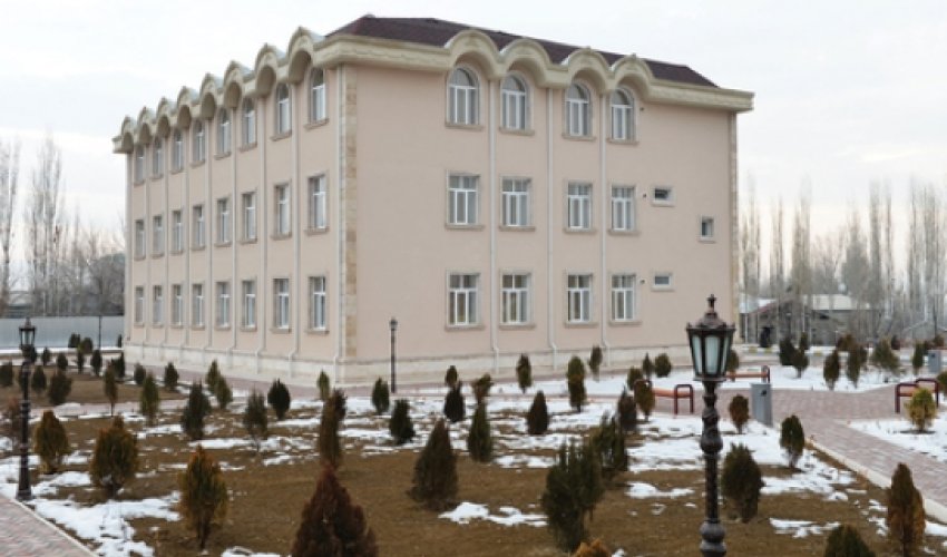 Vasif Talıbov ev payladı - FOTO