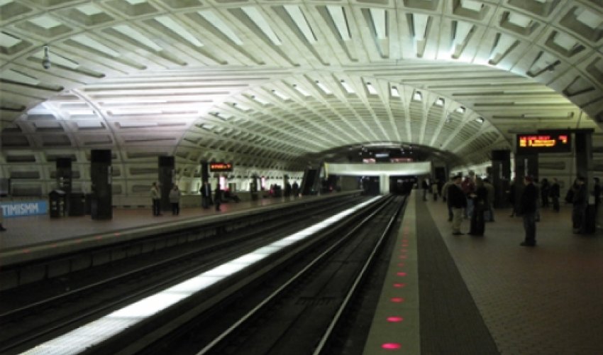 Bakıda fransızsayağı metro - Şad xəbər Bakıda fransızsayağı metro - Şad xəbər