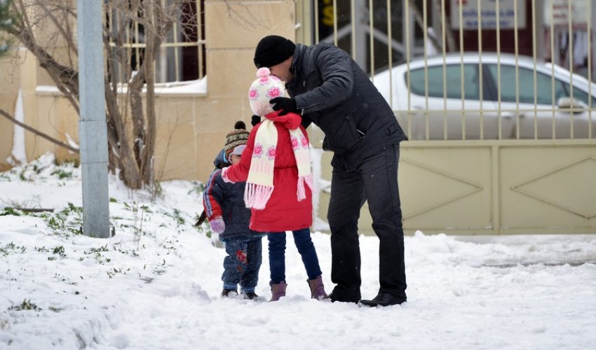 Qar - Uşaqların sevinci - FOTOLAR Qar - Uşaqların sevinci - FOTOLAR