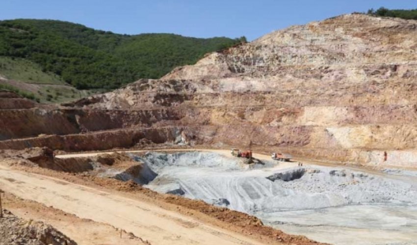 Qarabağdakı qızıl yataqları talanır Qarabağdakı qızıl yataqları talanır