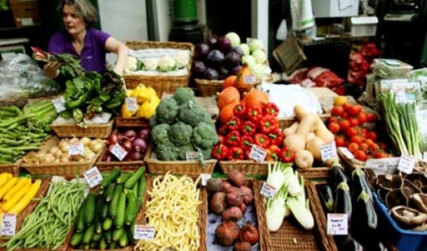Bazarlarda qiymətlər bahalaşdı Bazarlarda qiymətlər bahalaşdı