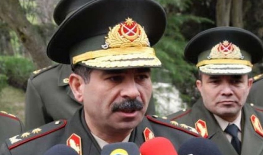 Azərbaycanın müdafiə naziri Ermənistan sərhədində Azərbaycanın müdafiə naziri Ermənistan sərhədində