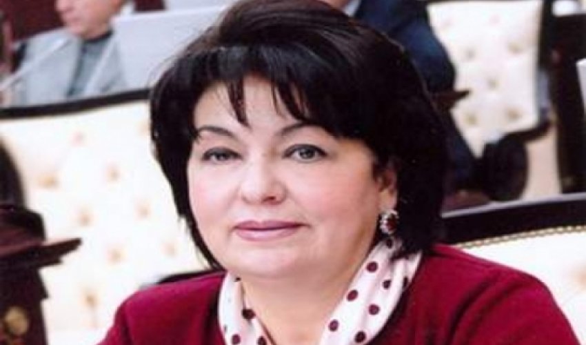 Xanım deputat erməniləri Bakıya çağırdı Xanım deputat erməniləri Bakıya çağırdı
