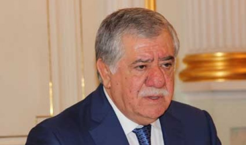 Putin Abbas Abbasovu təbrik etdi