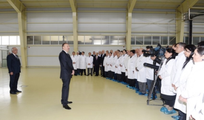 İlham Əliyev: “Ölkə sürətlə inkişaf edir" İlham Əliyev: “Ölkə sürətlə inkişaf edir"