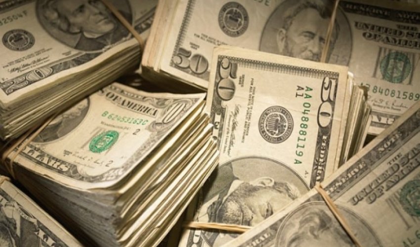 Prezident maaşından imtina etdi - Qərar