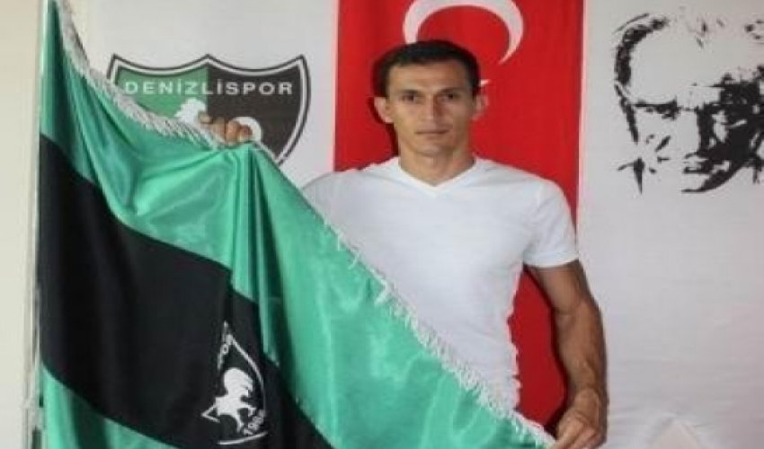 Saşa Yunisoğlu "Dənizlispor"dan ayrıldı