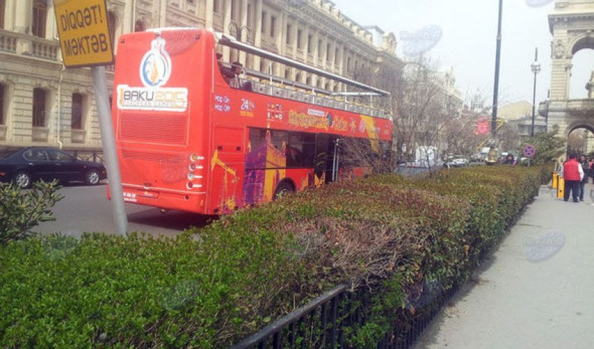 Bakıda ikimərtəbəli avtobuslar - FOTO Bakıda ikimərtəbəli avtobuslar - FOTO