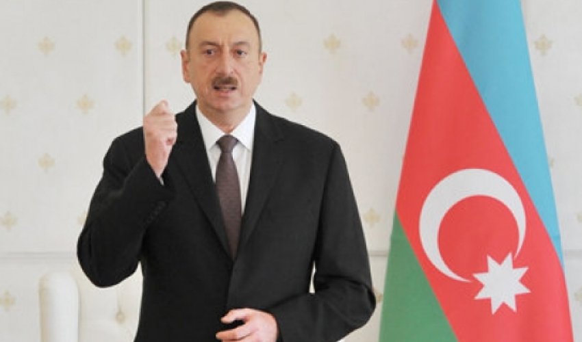 İlham Əliyev: “Onlar yığdıqları pulları hara verirlər?”