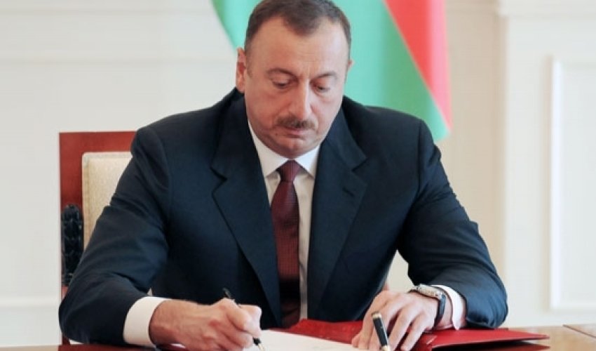 İlham Əliyev başsağlığı verdi İlham Əliyev başsağlığı verdi