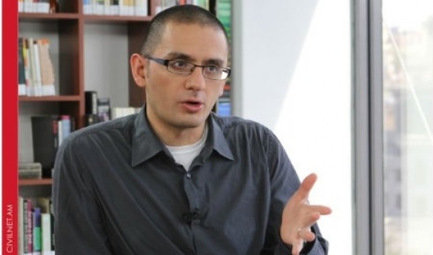 “Twitter”in vitse-prezidenti Xankəndinə gəlir