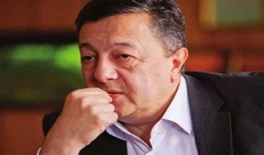 Elçin Şıxlı: ““Zerkalo” həftədə bir dəfə, “Ayna” isə ayda bir dəfə nəşr olunacaq”