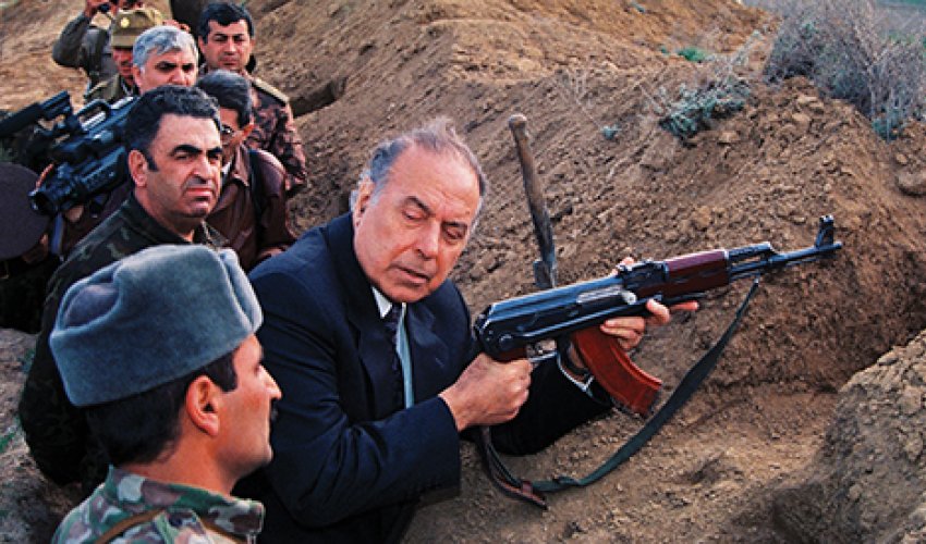 Heydər Əliyev FOTOLARDA Heydər Əliyev FOTOLARDA