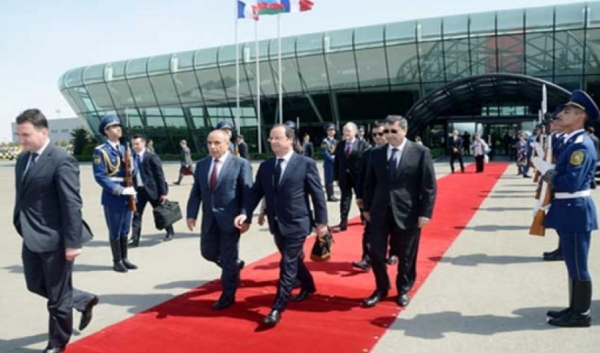 Fransa prezidentinin Azərbaycana rəsmi səfəri başa çatdı