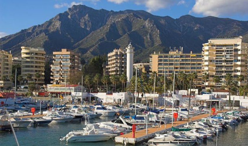 Millionaire 'fathered seven children with models he kept in Costa del Sol harem - PHOTO Millionaire 'fathered seven children with models he kept in Costa del Sol harem - PHOTO