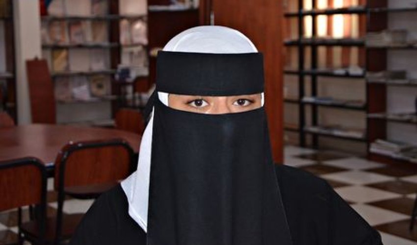 Muslim girls around the world react to the Nigeria kidnapping - PHOTO Muslim girls around the world react to the Nigeria kidnapping - PHOTO