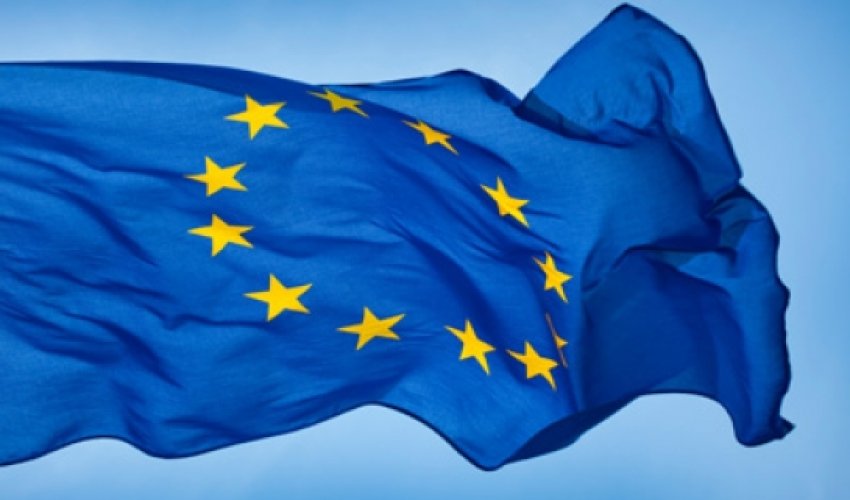 ЕС пока не намерен вводить санкции против «Газпрома» ЕС пока не намерен вводить санкции против «Газпрома»