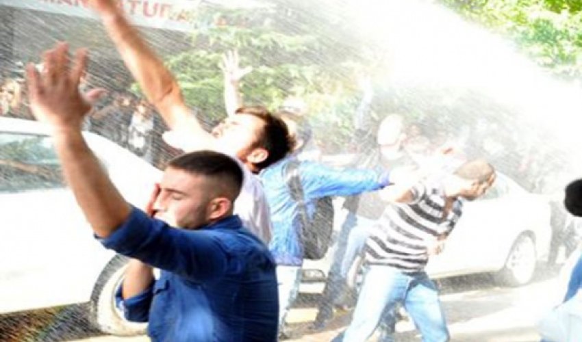 Polis Somada etirazçıları dağıdıb Polis Somada etirazçıları dağıdıb