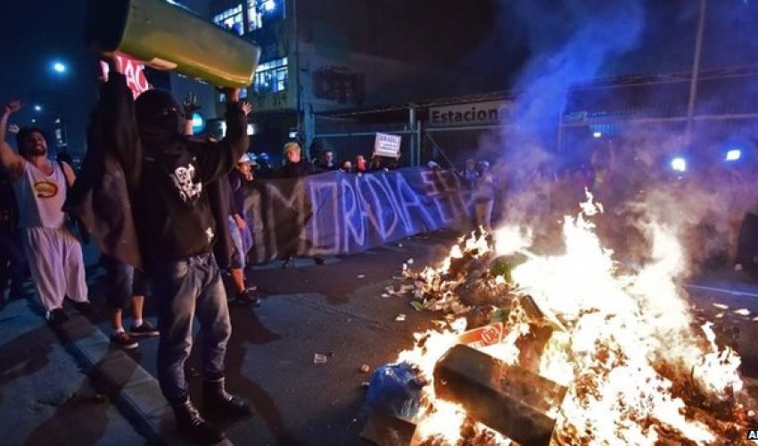 Brazilian anti-World Cup protests hit Sao Paulo and Rio - PHOTO