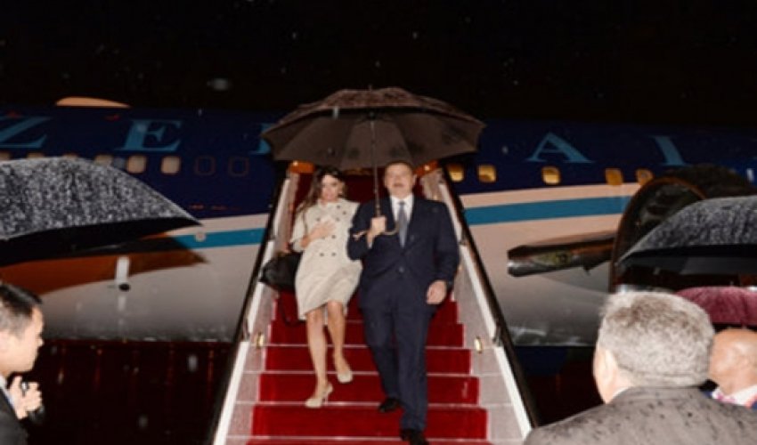 İlham Əliyev Çin Xalq Respublikasına getdi