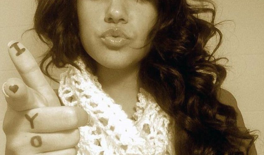 Student shoots herself dead weeks after starring as porn amateur - PHOTO Student shoots herself dead weeks after starring as porn amateur - PHOTO