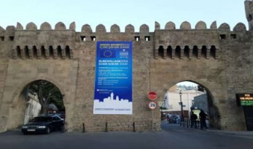 Səfirliklər Bakıda çadır qurdular - Fotolar Səfirliklər Bakıda çadır qurdular - Fotolar