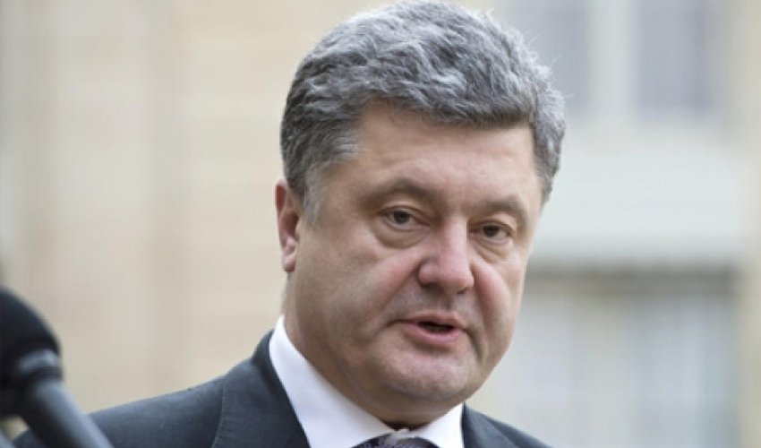Pyotr Poroşenko: “Ölkənin şərqindəki kabusa son qoyacağıq” Pyotr Poroşenko: “Ölkənin şərqindəki kabusa son qoyacağıq”