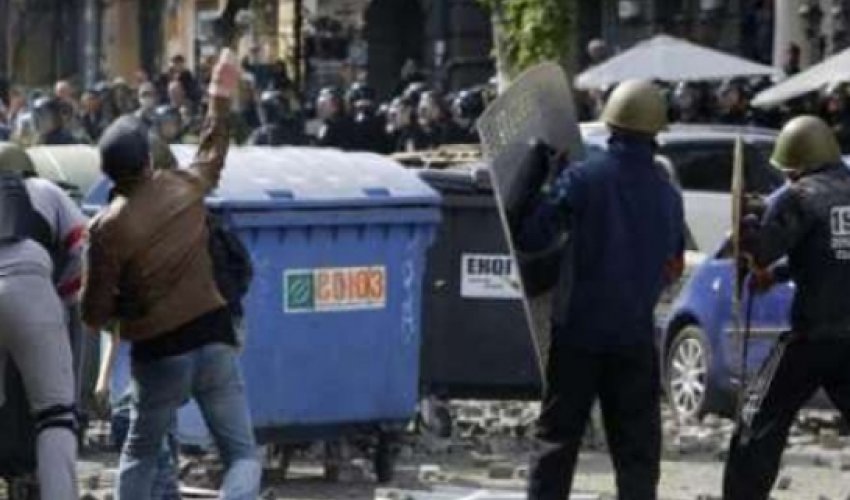 Rusiya Ukraynanı separatçılarla danışıqlara sövq edir