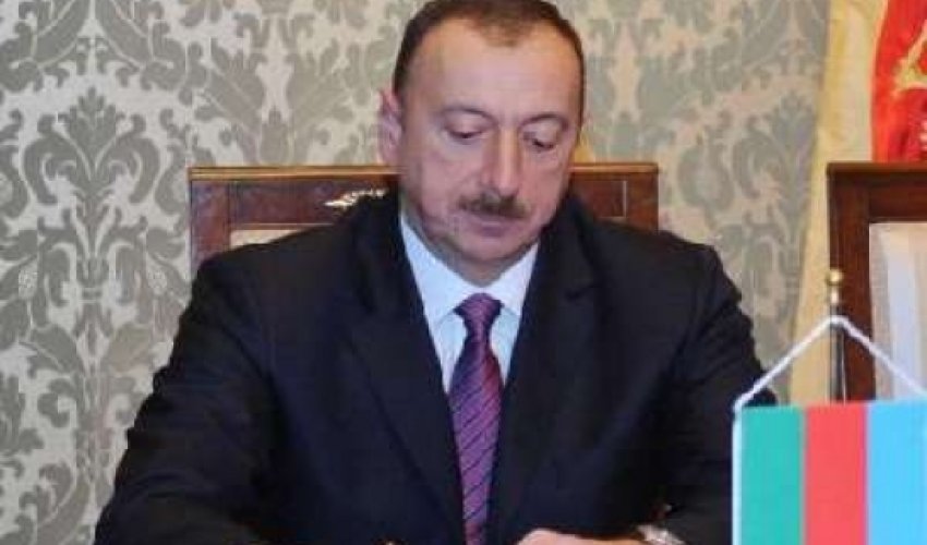 Ilham Aliyev congratulates Poroshenko, newly elected president of Ukraine Ilham Aliyev congratulates Poroshenko, newly elected president of Ukraine
