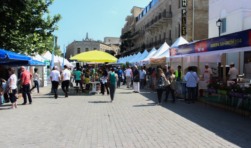 Bakıda "Avropa şəhərciyi" açılıb - FOTO
