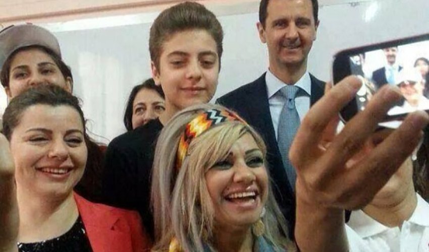 Əsəd də “selfie” çəkdirdi Əsəd də “selfie” çəkdirdi