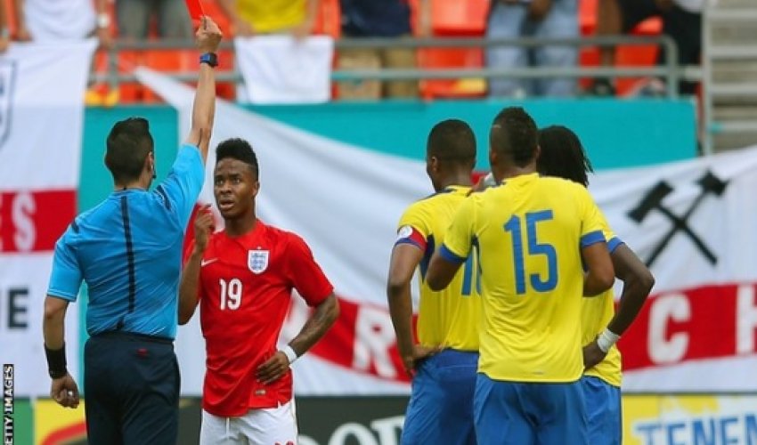 Ecuador 2 - 2 England