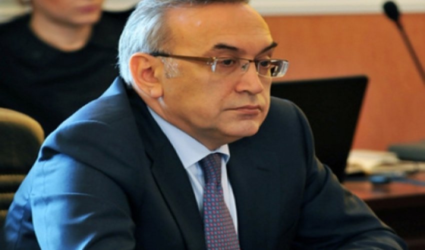 Rosneft eyes Azeri gas, oil pipeline use - INTERVIEW