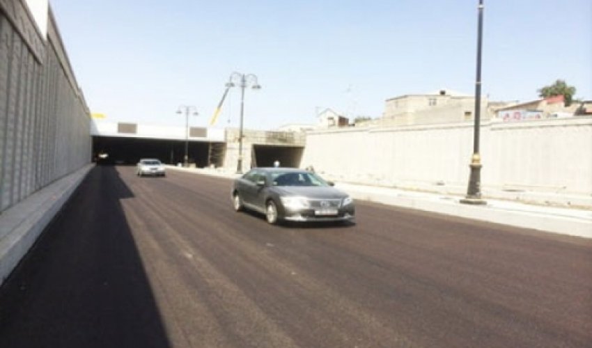 Bakıda yeni yol ötürücüsü istifadəyə verildi - FOTO Bakıda yeni yol ötürücüsü istifadəyə verildi - FOTO