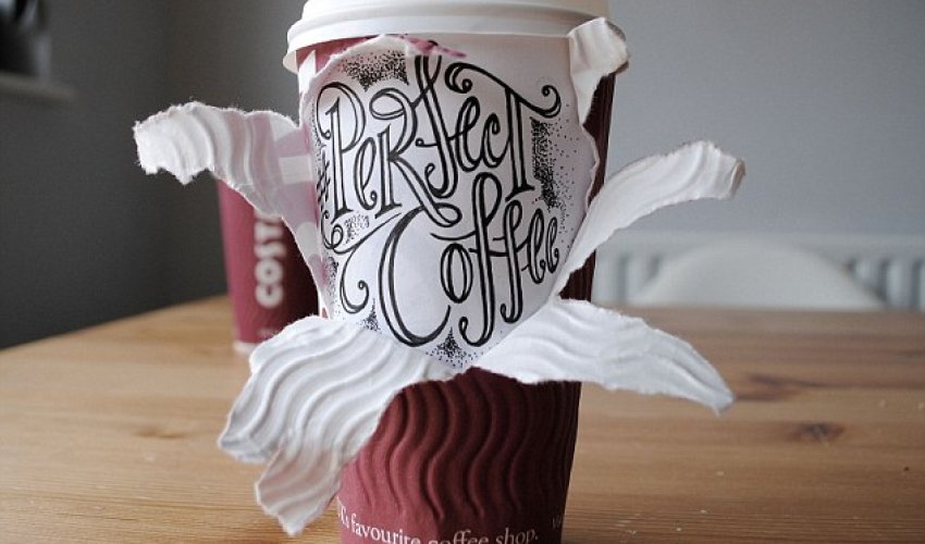 Artist uses paper coffee cups for stunning creations - PHOTO