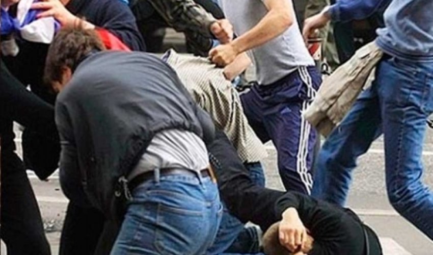 Universitetdə qarşıdurma: 42 nəfər həbs olundu Universitetdə qarşıdurma: 42 nəfər həbs olundu