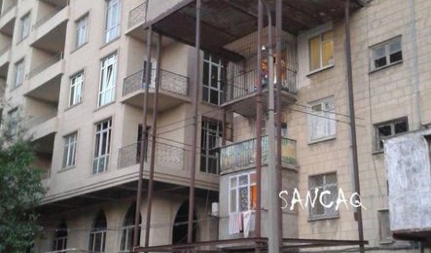 Bakıda analoqu olmayan eyvan – FOTO Bakıda analoqu olmayan eyvan – FOTO