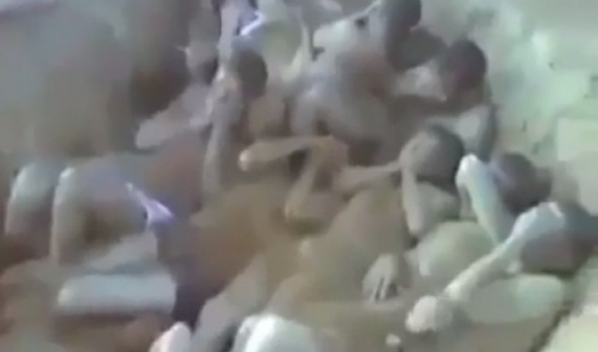 İŞİD uşaqları diri-diri basdırdı - VİDEO İŞİD uşaqları diri-diri basdırdı - VİDEO