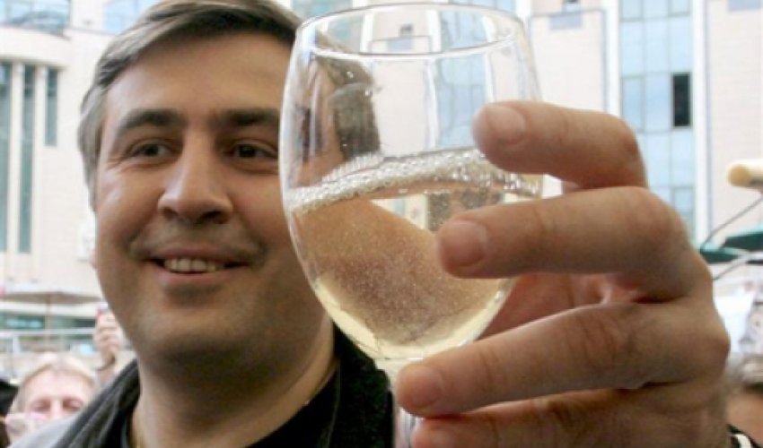 Türk əsgərlər Gürcüstana girdi