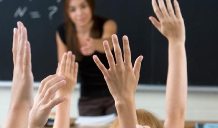 Müəllimlərə və həkimlərə ŞAD XƏBƏR