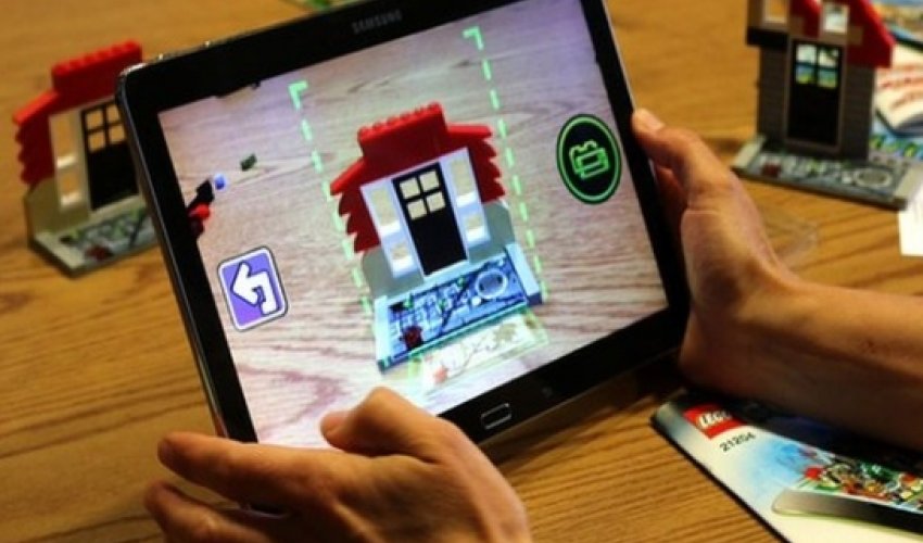 Lego fuses real and virtual worlds Lego fuses real and virtual worlds