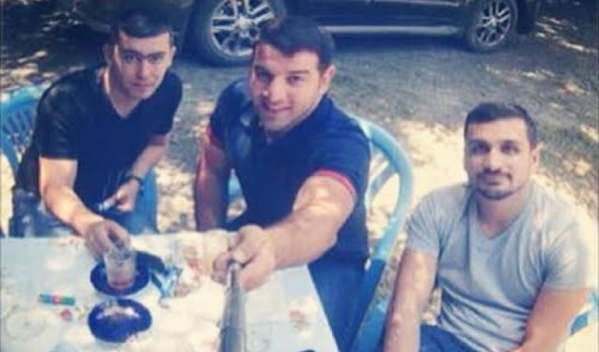 Elnur Məmmədli prezidentin kürəkəni ilə - FOTO Elnur Məmmədli prezidentin kürəkəni ilə - FOTO
