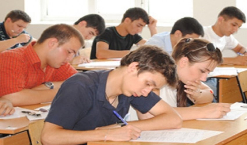 Dövlət Qulluğuna imtahan verənlərə xəbər