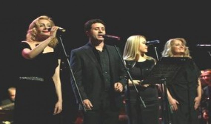 В Шеки выступил стамбульский  ансамбль  "Modern Folk Müzik"