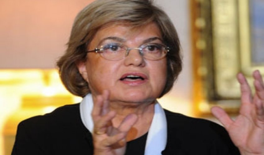 Tansu Çillərin ayağı qırıldı Tansu Çillərin ayağı qırıldı