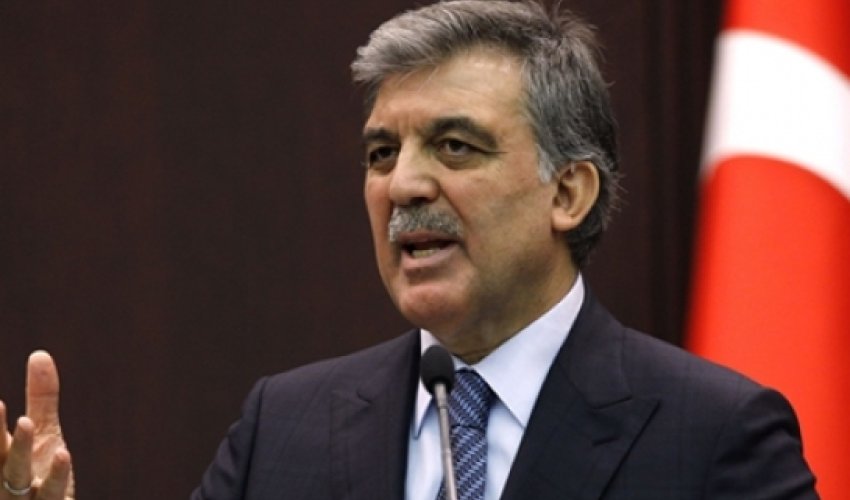 Abdullah Gül siyasətdən getmir