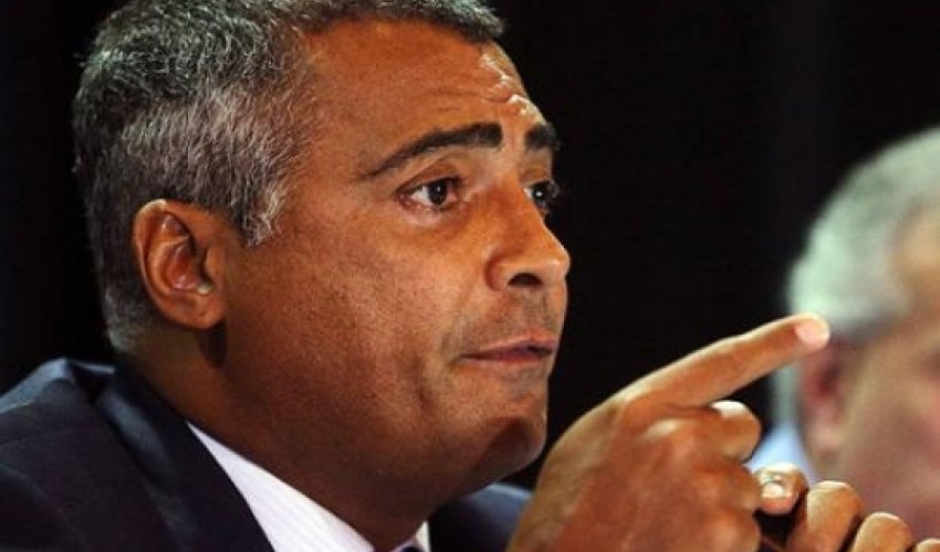 Əfsanəvi Romario od püskürdü