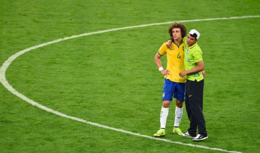 Why weeping Brazil fans applauded Germany's team - PHOTO