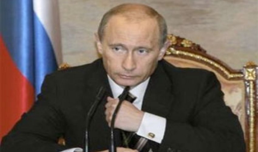 Putin: “ABŞ-ın yeni sanksiyalarına sakit yanaşmaq lazımdır”